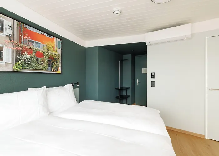 Fred Hotel Central